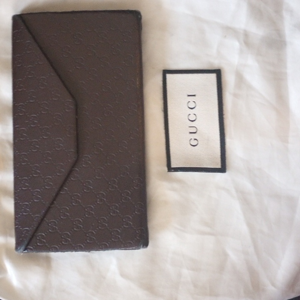 Gucci glasses case / wallet with dust bag